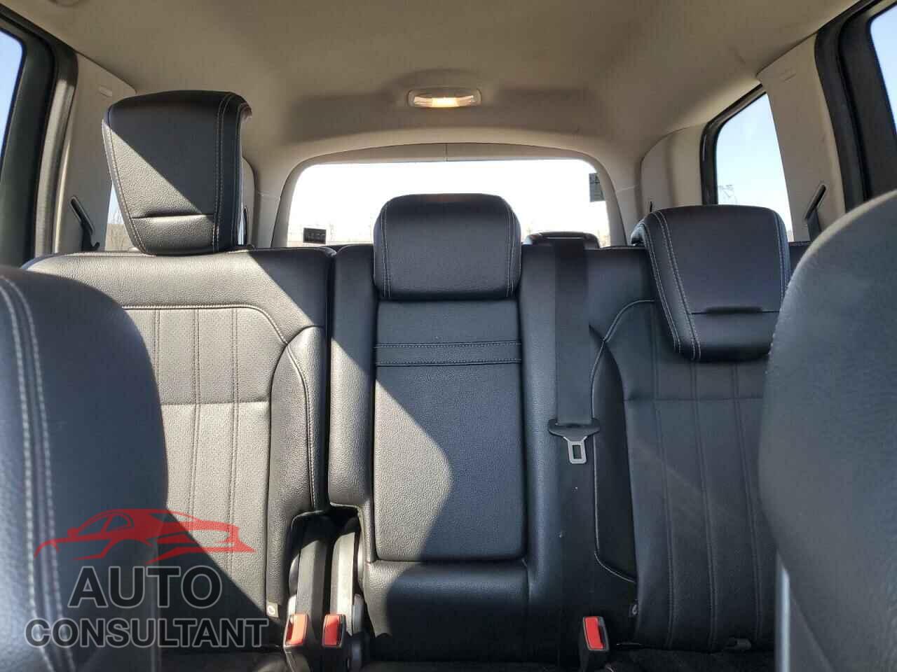 MERCEDES-BENZ GL-CLASS 2015 - 4JGDF6EE0FA503341