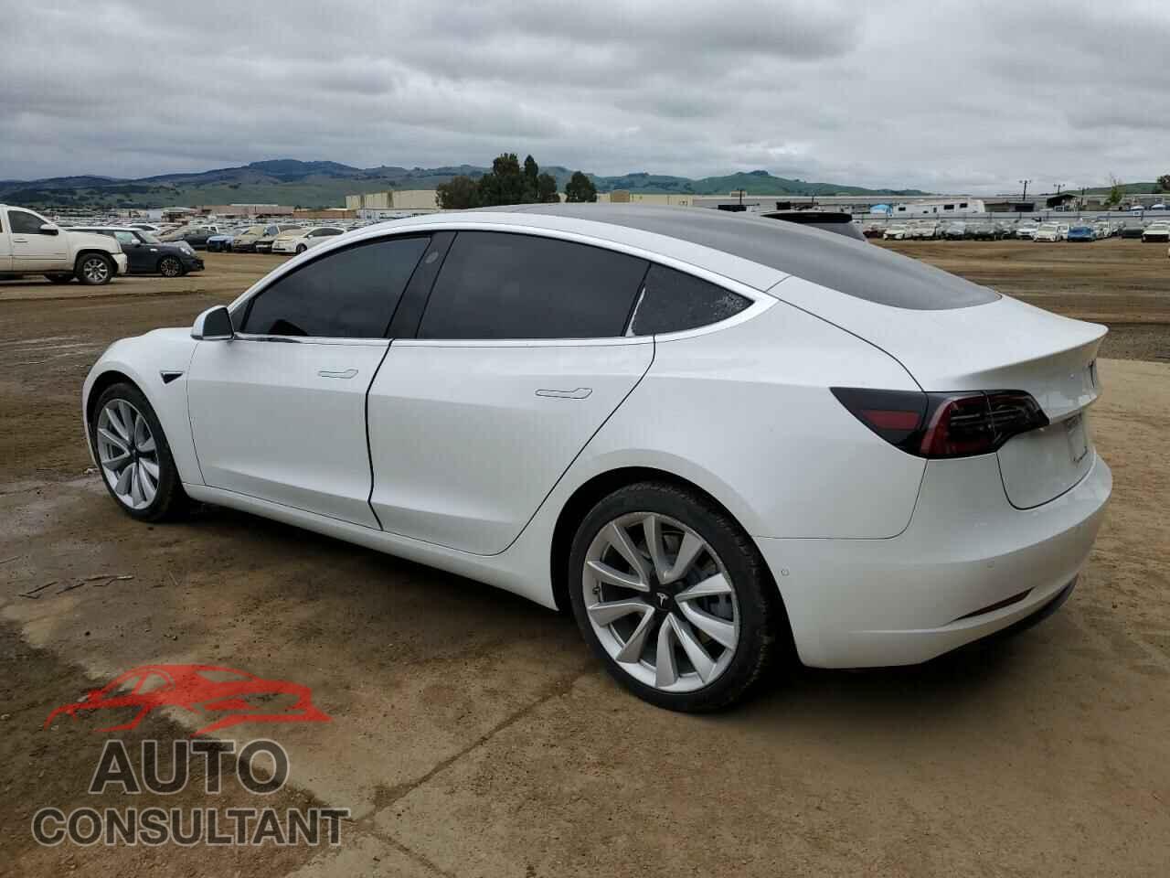 TESLA MODEL 3 2018 - 5YJ3E1EA8JF164993