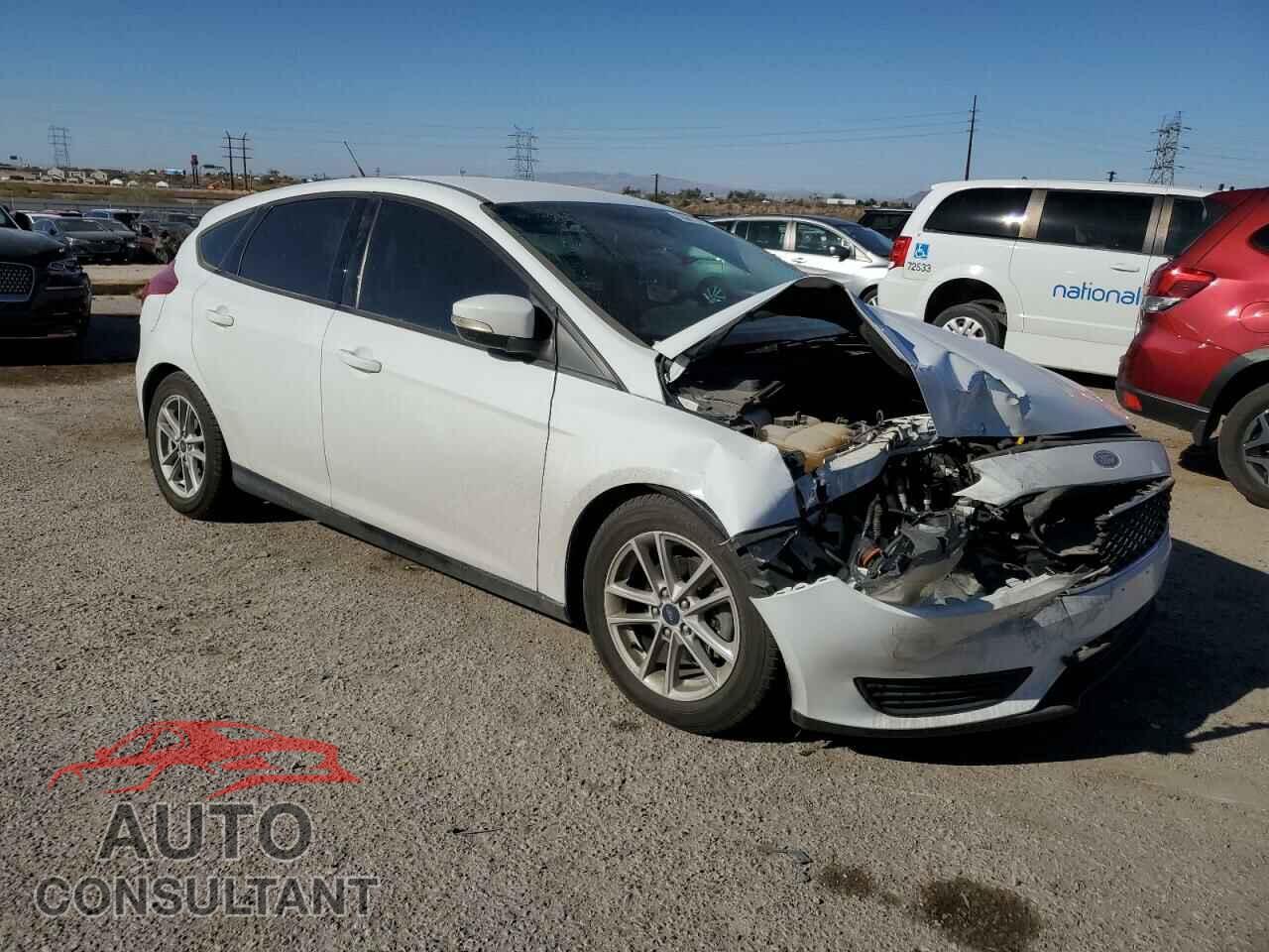 FORD FOCUS 2017 - 1FADP3K27HL230714