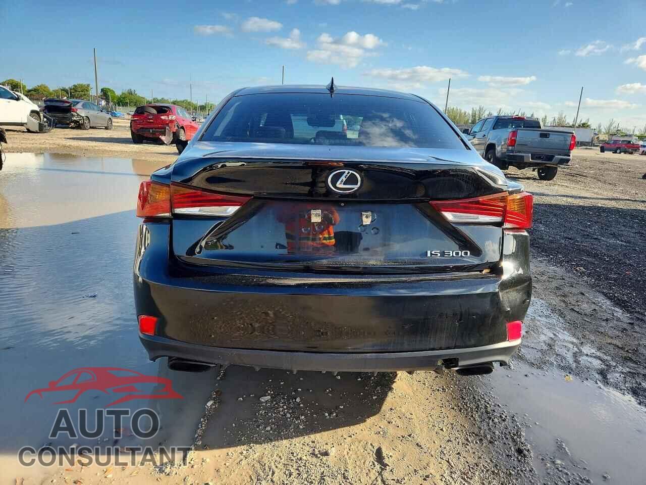 LEXUS IS 2018 - JTHBA1D26J5067647