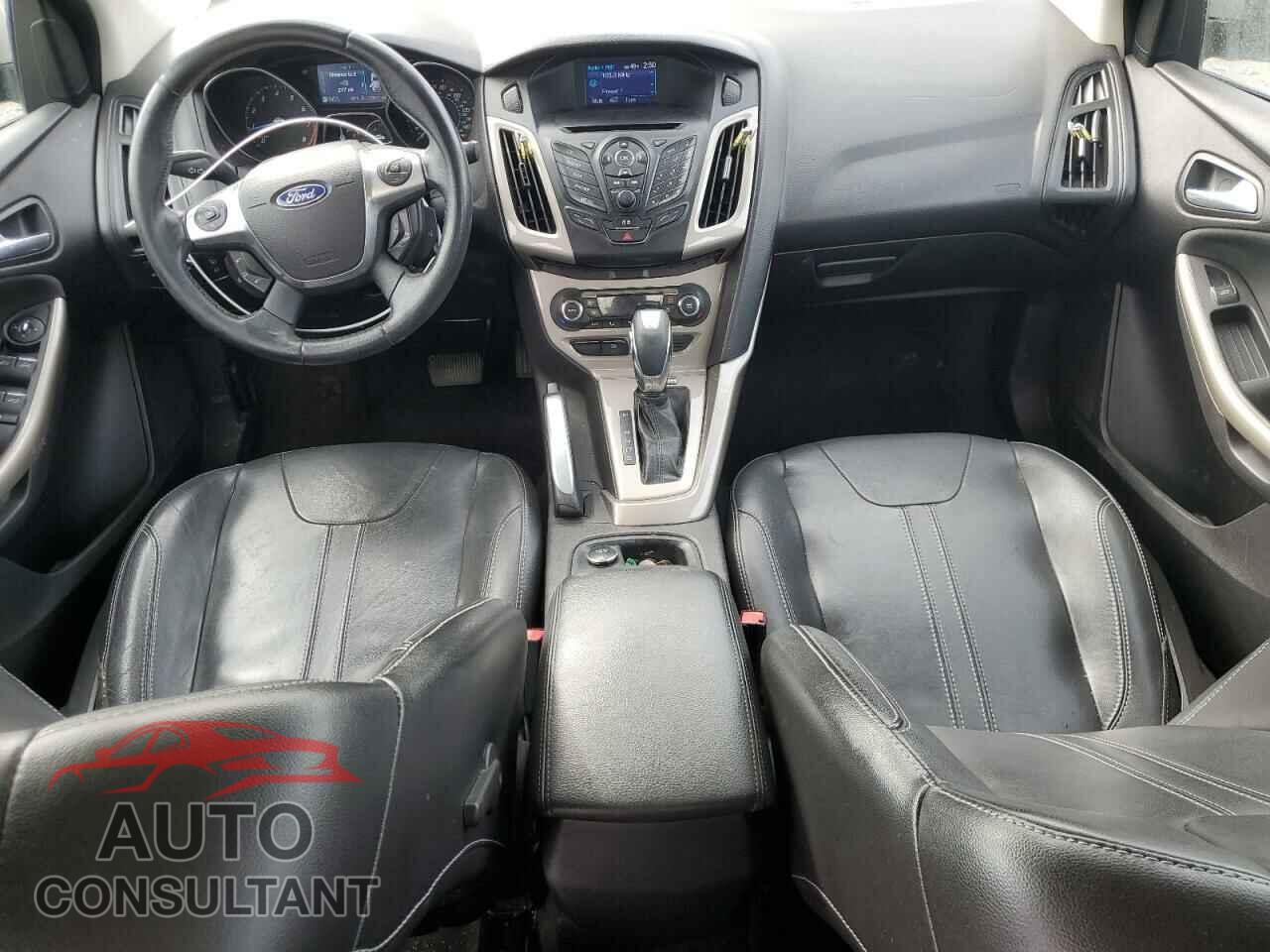 FORD FOCUS 2012 - 1FAHP3H24CL453391