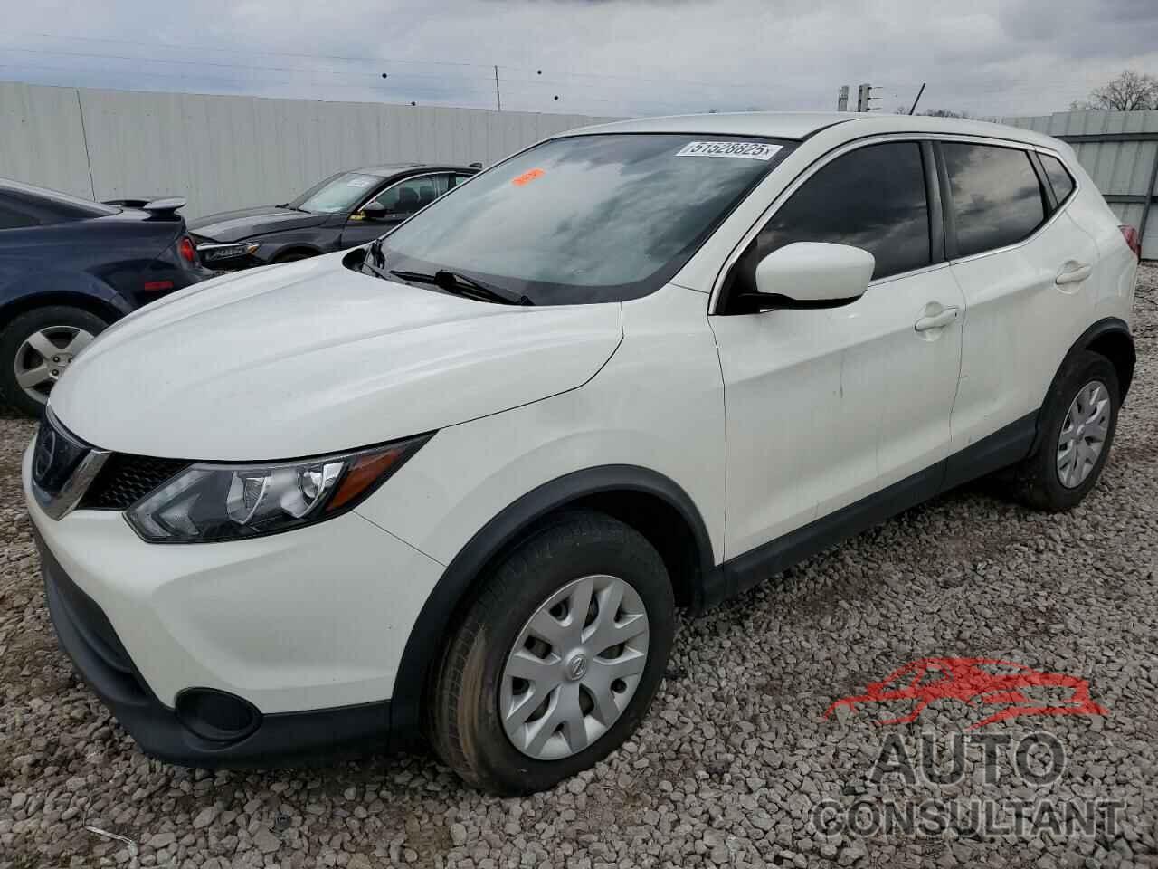 NISSAN ROGUE 2018 - JN1BJ1CP7JW161466