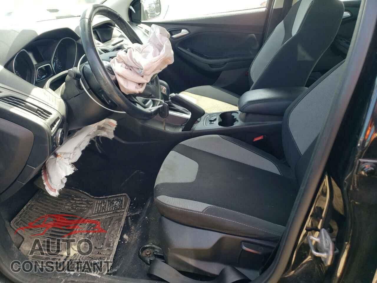 FORD FOCUS 2014 - 1FADP3F27EL234607
