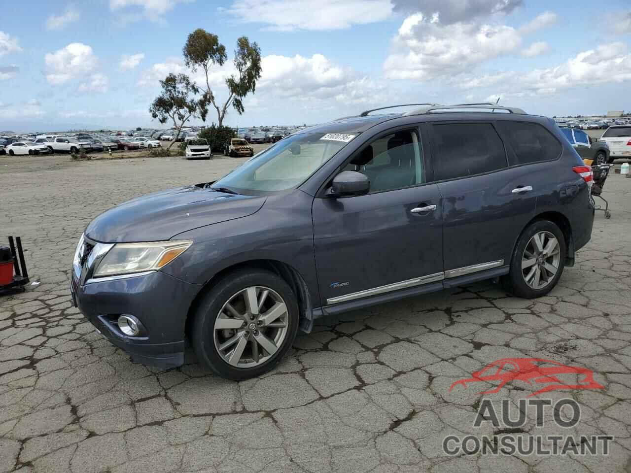 NISSAN PATHFINDER 2014 - 5N1CR2MM4EC660670