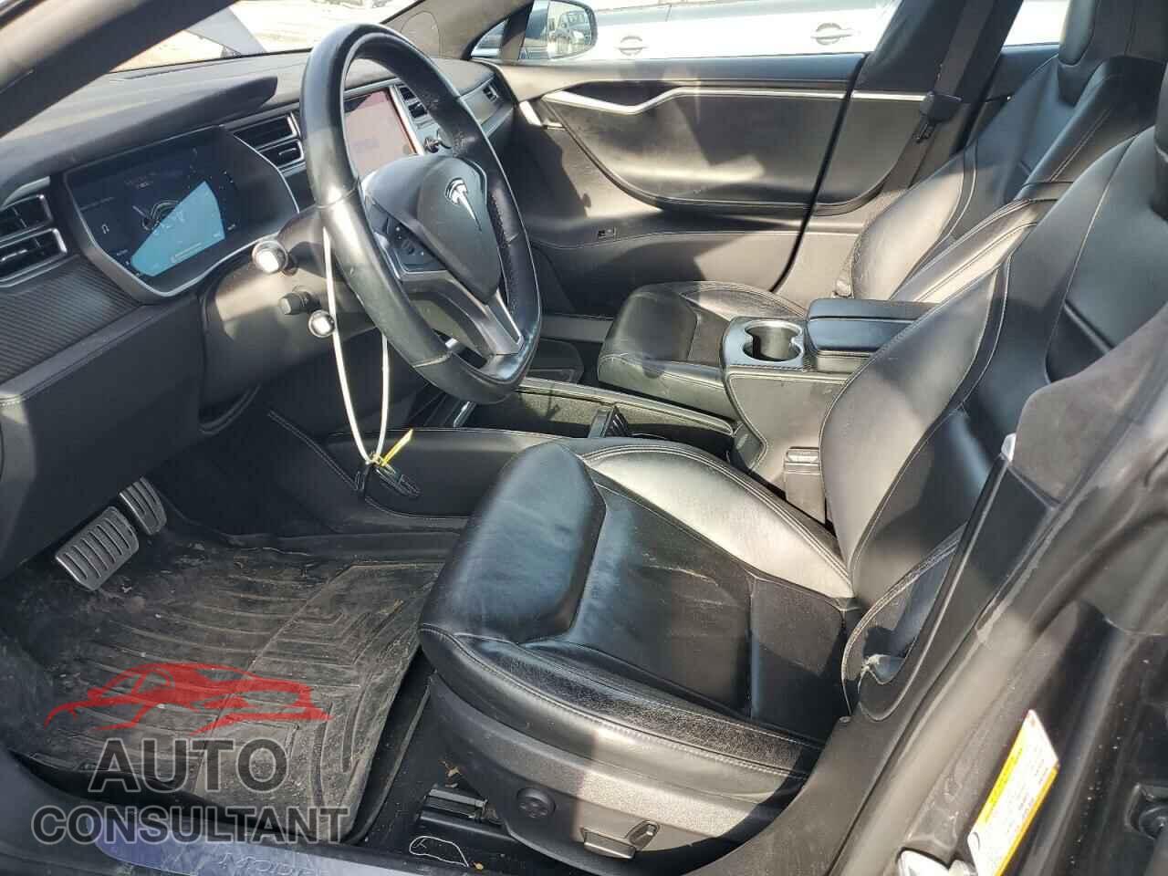 TESLA MODEL S 2015 - 5YJSA1E48FF112868