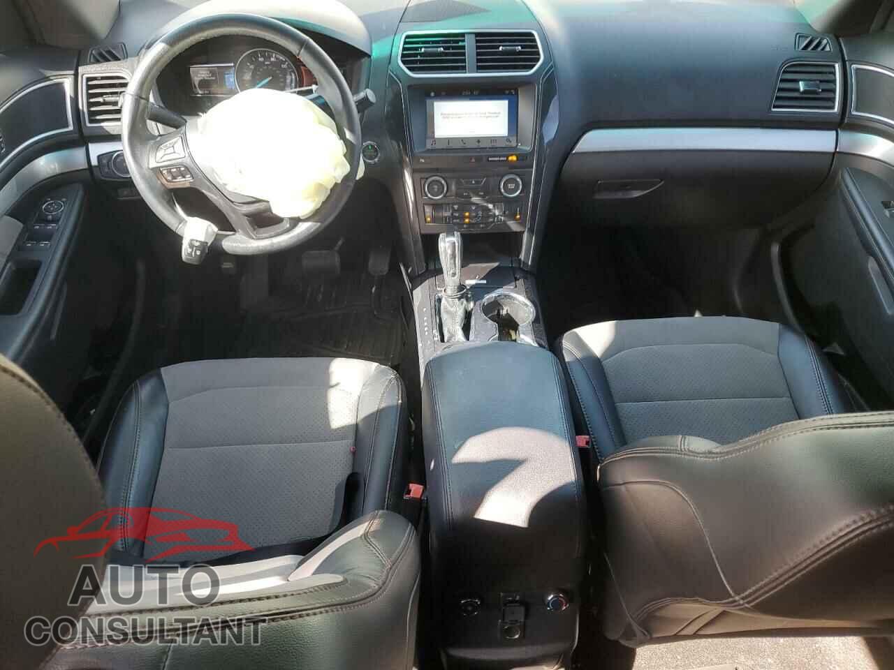 FORD EXPLORER 2017 - 1FM5K7D86HGA93145