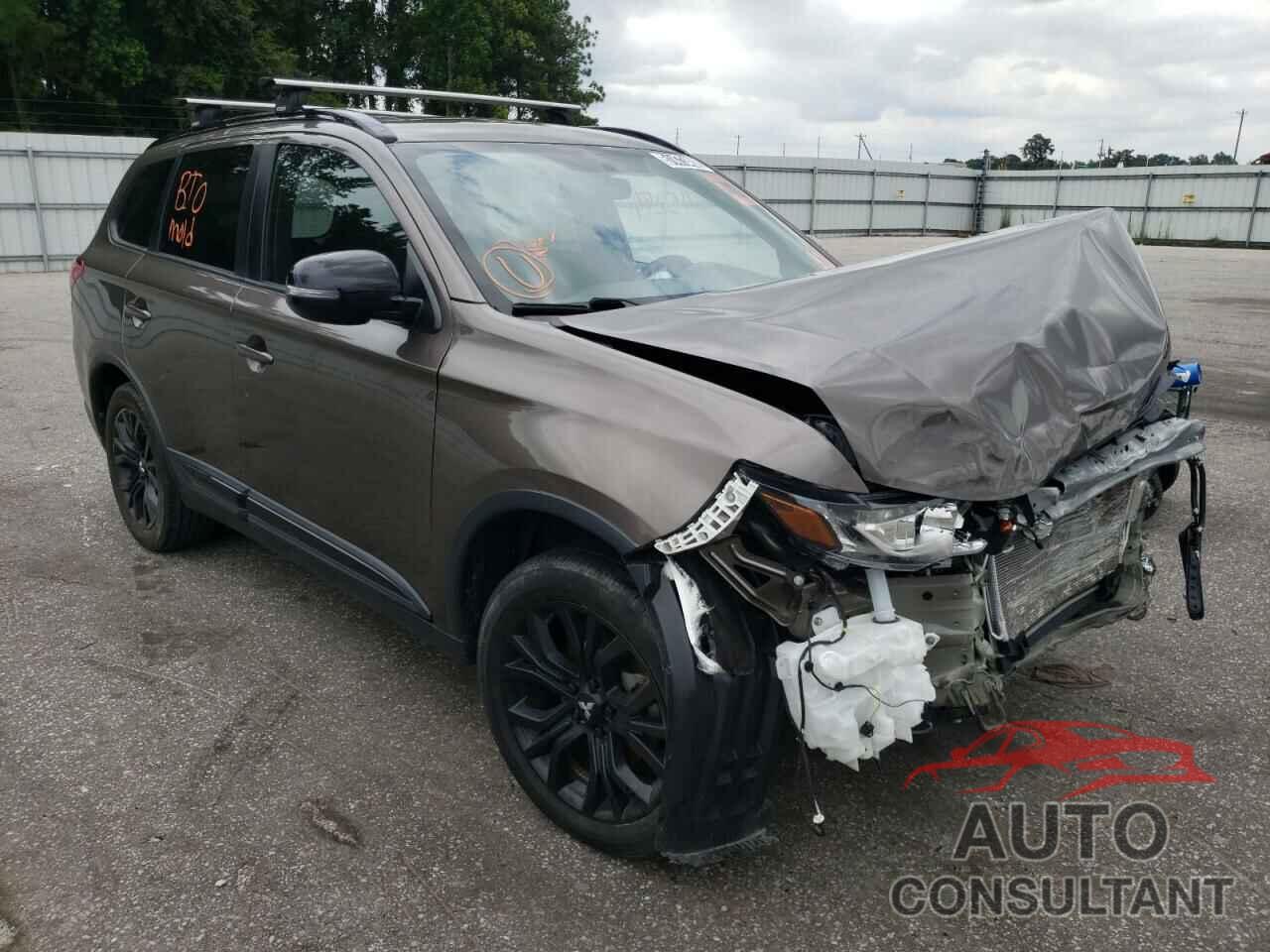 MITSUBISHI OUTLANDER 2018 - JA4AD3A34JZ059014