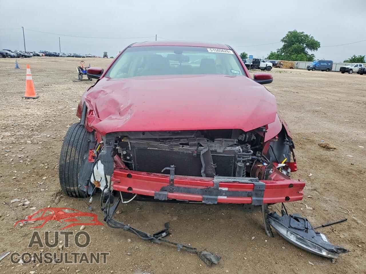 FORD TAURUS 2013 - 1FAHP2E84DG144467