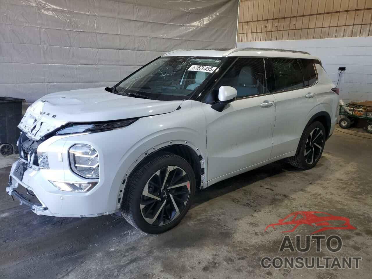 MITSUBISHI OUTLANDER 2024 - JA4J4WA82RZ008927