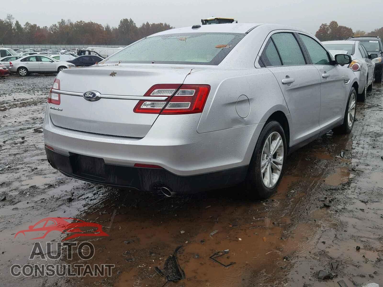 FORD TAURUS 2015 - 1FAHP2D83FG208311