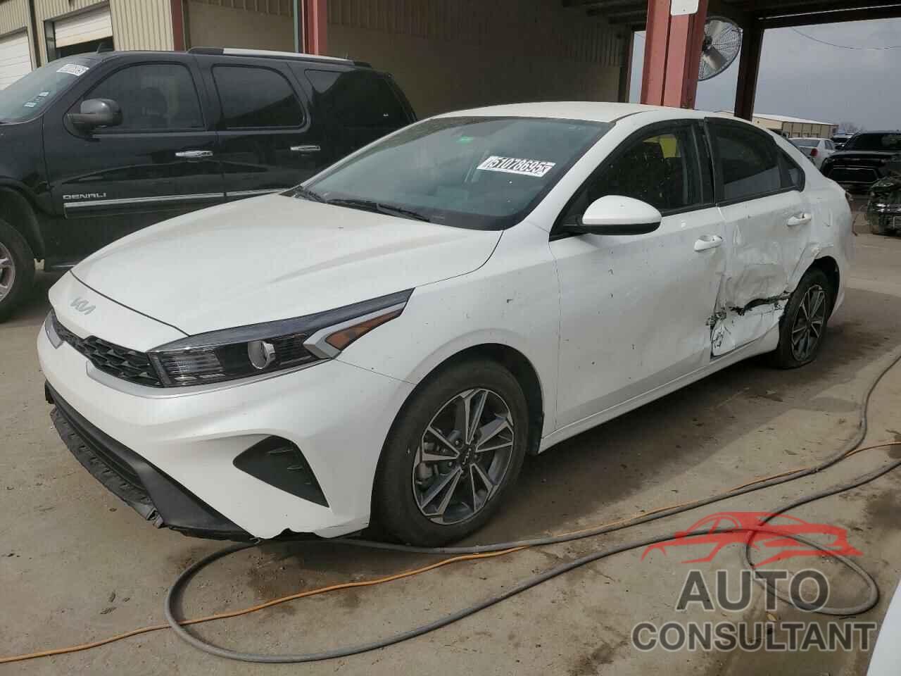 KIA FORTE 2023 - 3KPF24AD2PE589048