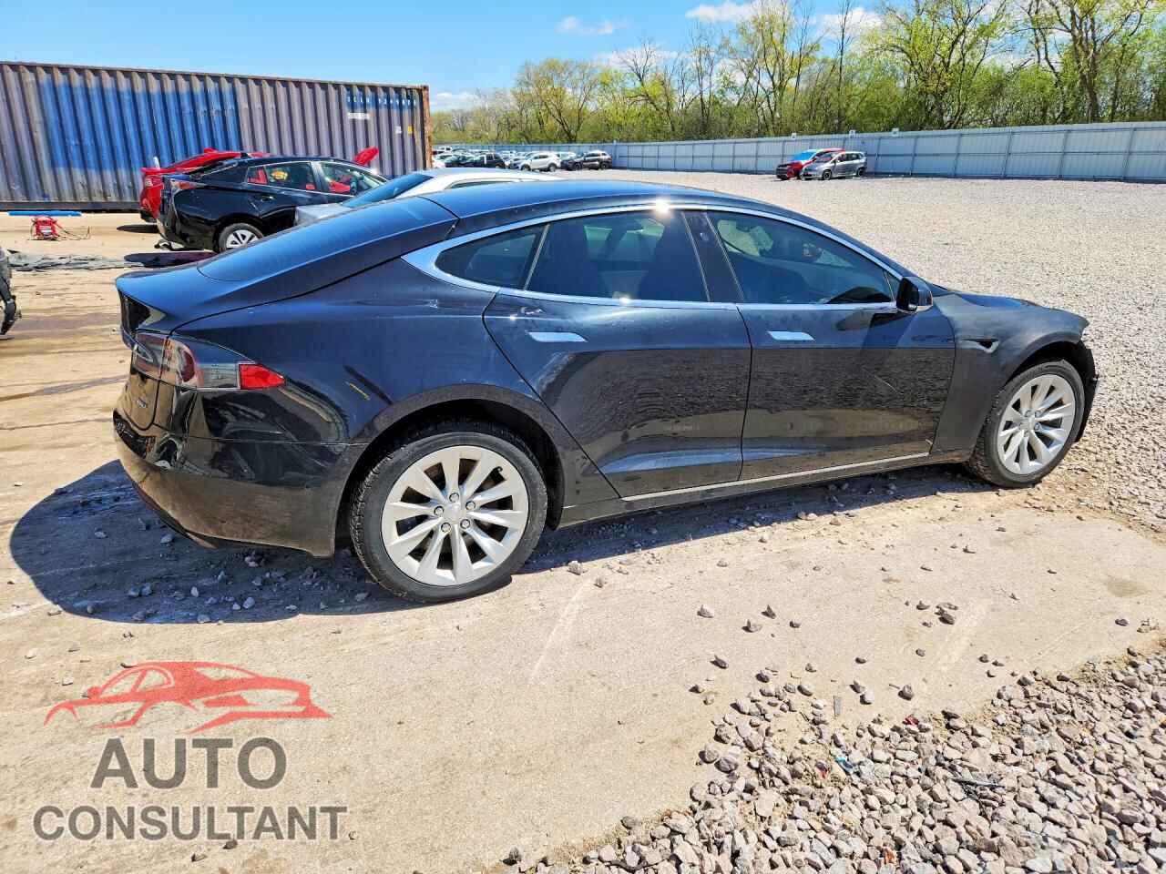 TESLA MODEL S 2017 - 5YJSA1E25HF216252