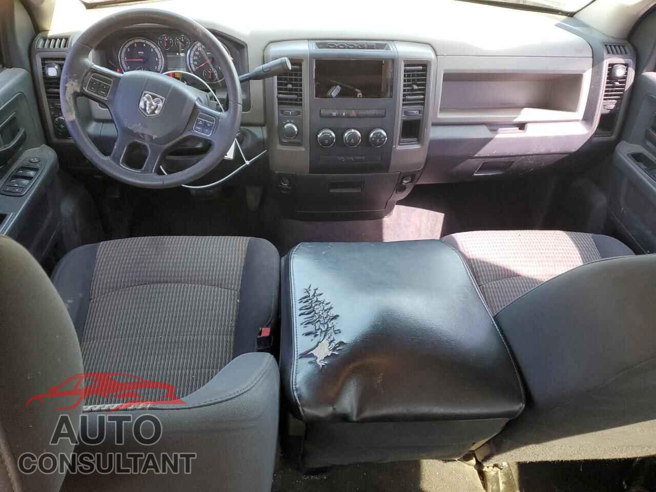 DODGE RAM 1500 2012 - 1C6RD7FT5CS145055