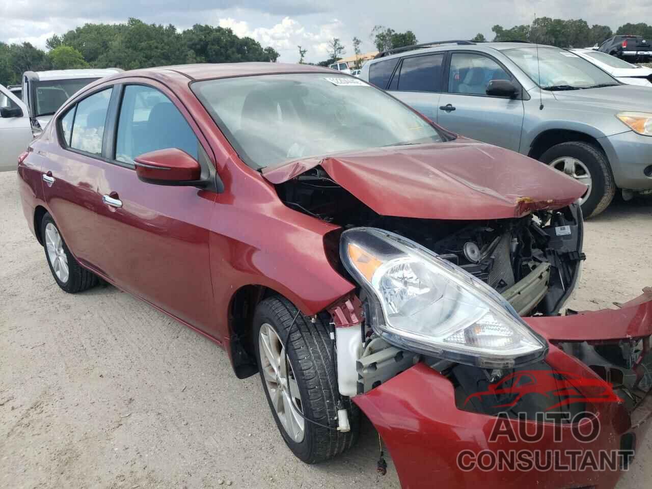 NISSAN VERSA 2017 - 3N1CN7APXHL819070
