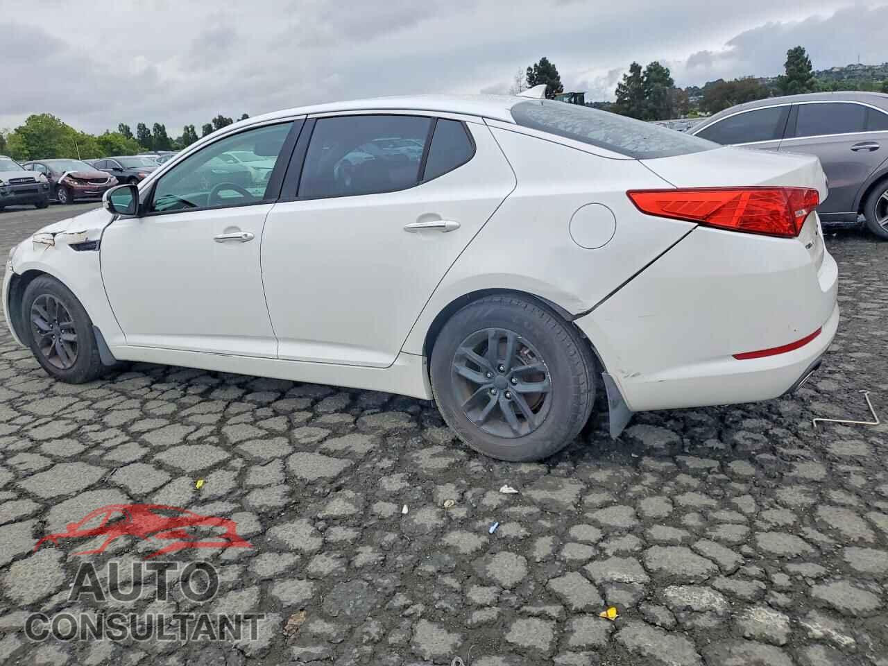 KIA OPTIMA 2013 - KNAGM4A77D5440423