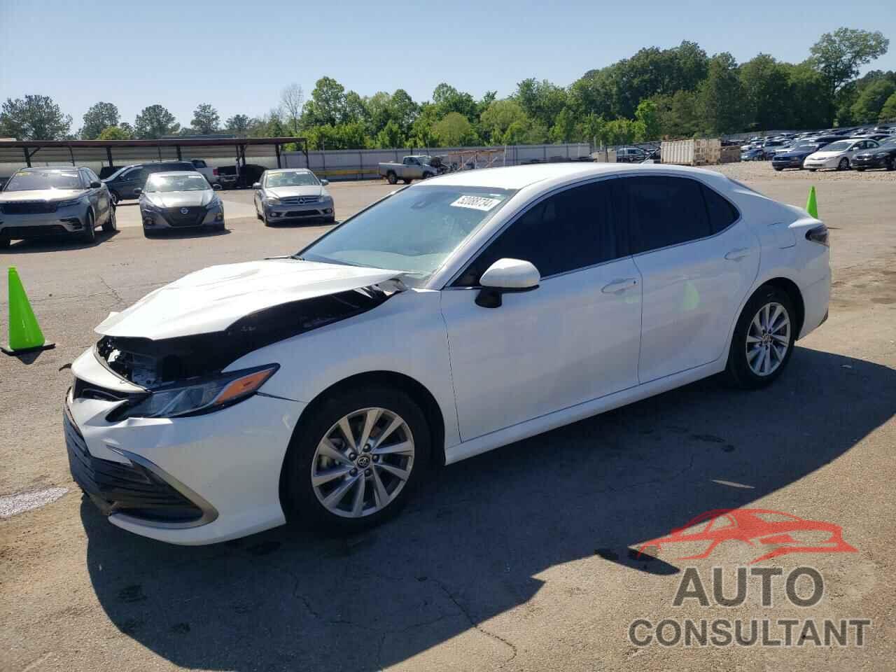 TOYOTA CAMRY 2021 - 4T1C11AK8MU565591
