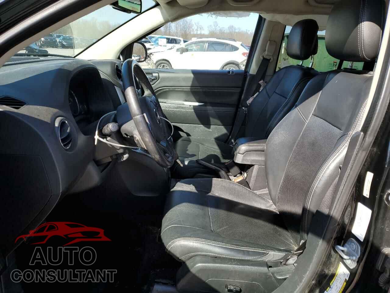 JEEP COMPASS 2014 - 1C4NJCEA3ED680482