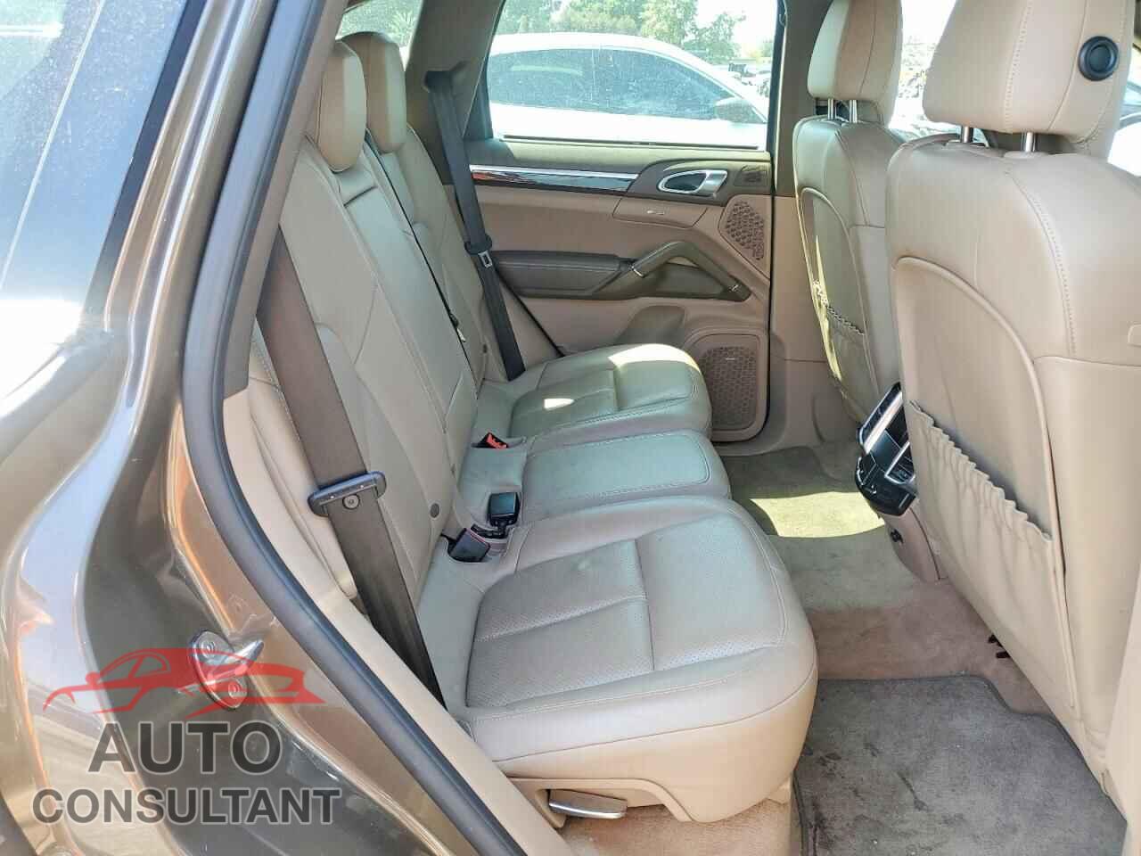 PORSCHE CAYENNE 2013 - WP1AA2A24DLA05718