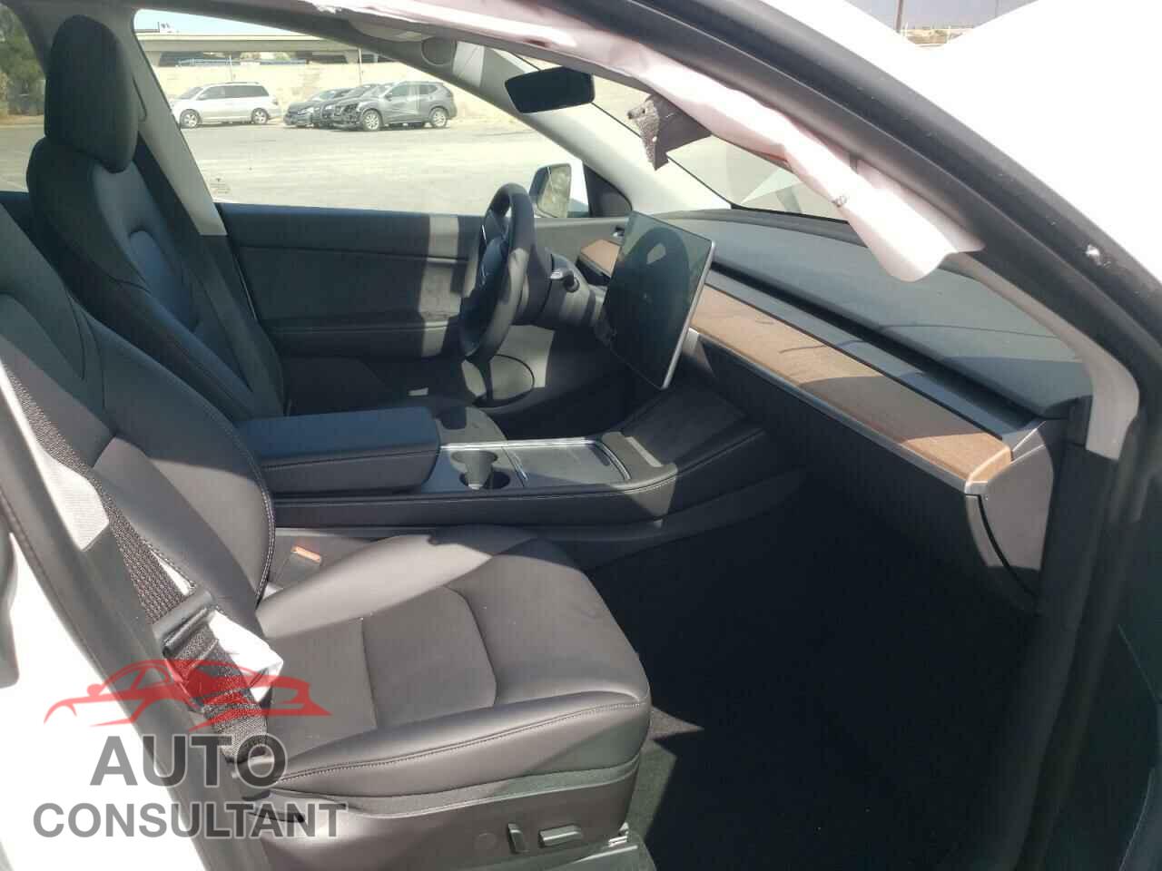TESLA MODEL Y 2022 - 7SAYGDEE5NF353517