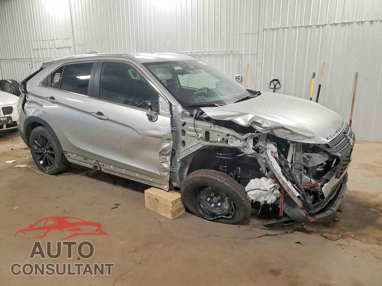 MITSUBISHI ECLIPSE 2024 - JA4ATVAA9RZ035638