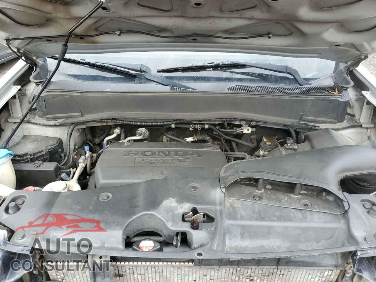HONDA PILOT 2011 - 5FNYF4H55BB016904