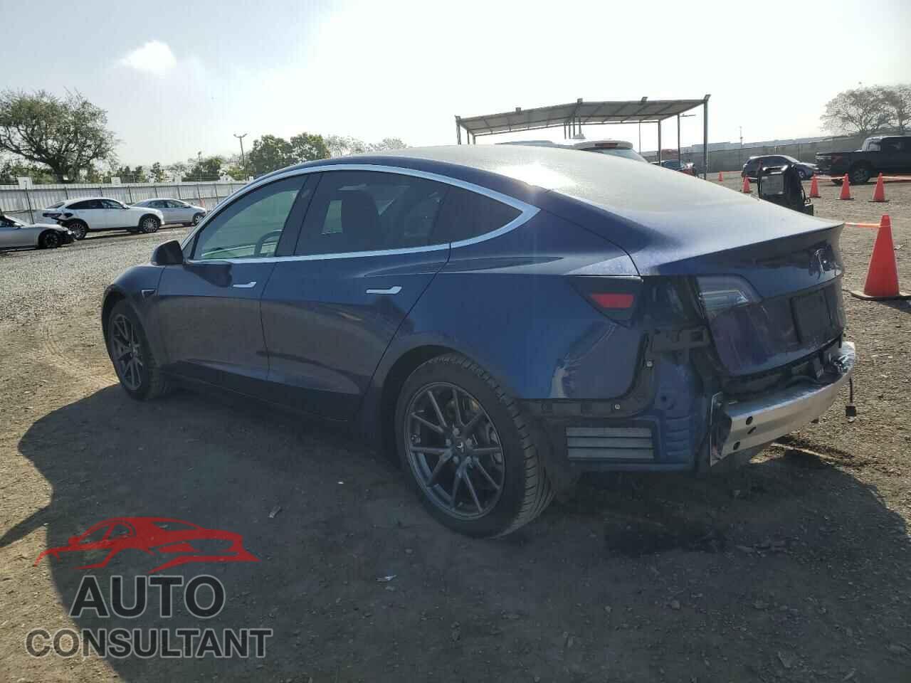 TESLA MODEL 3 2019 - 5YJ3E1EB8KF497219
