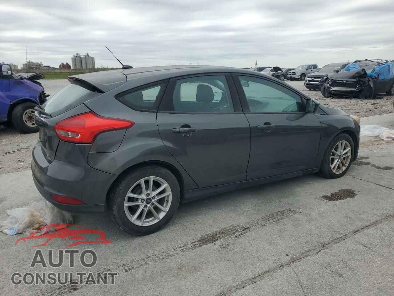 FORD FOCUS 2018 - 1FADP3K23JL294965