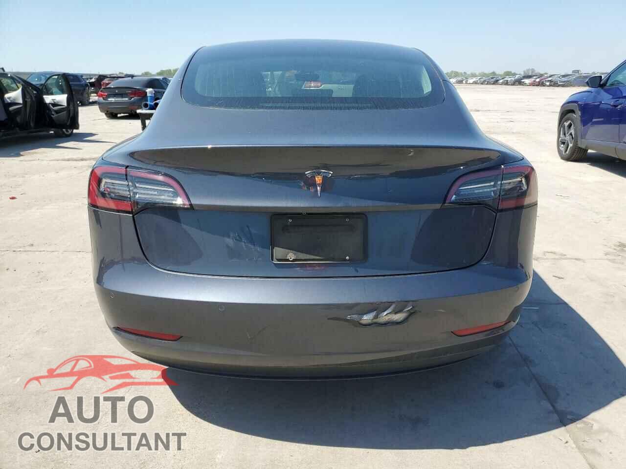 TESLA MODEL 3 2019 - 5YJ3E1EA3KF317085