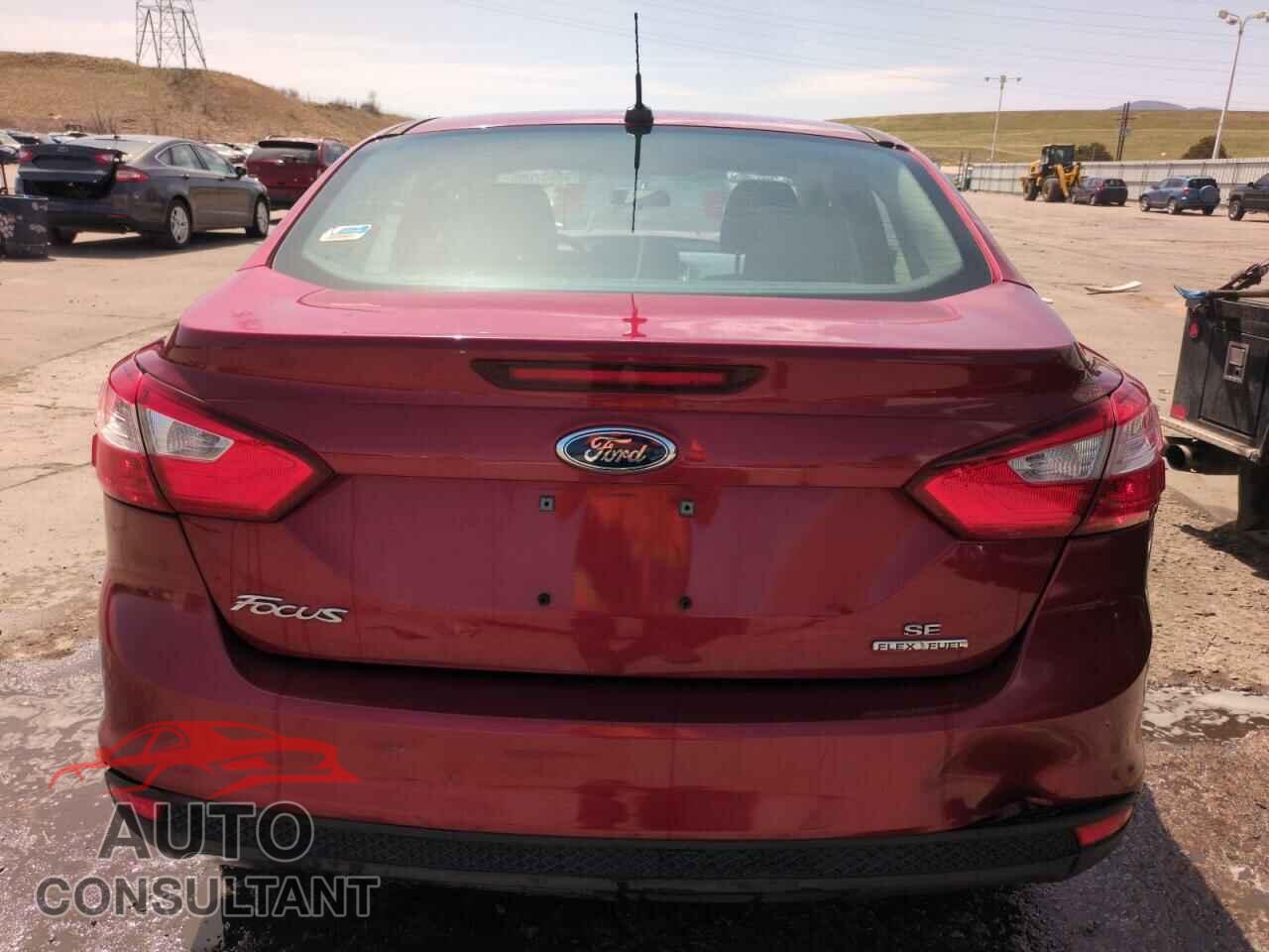FORD FOCUS 2013 - 1FADP3F25DL104923