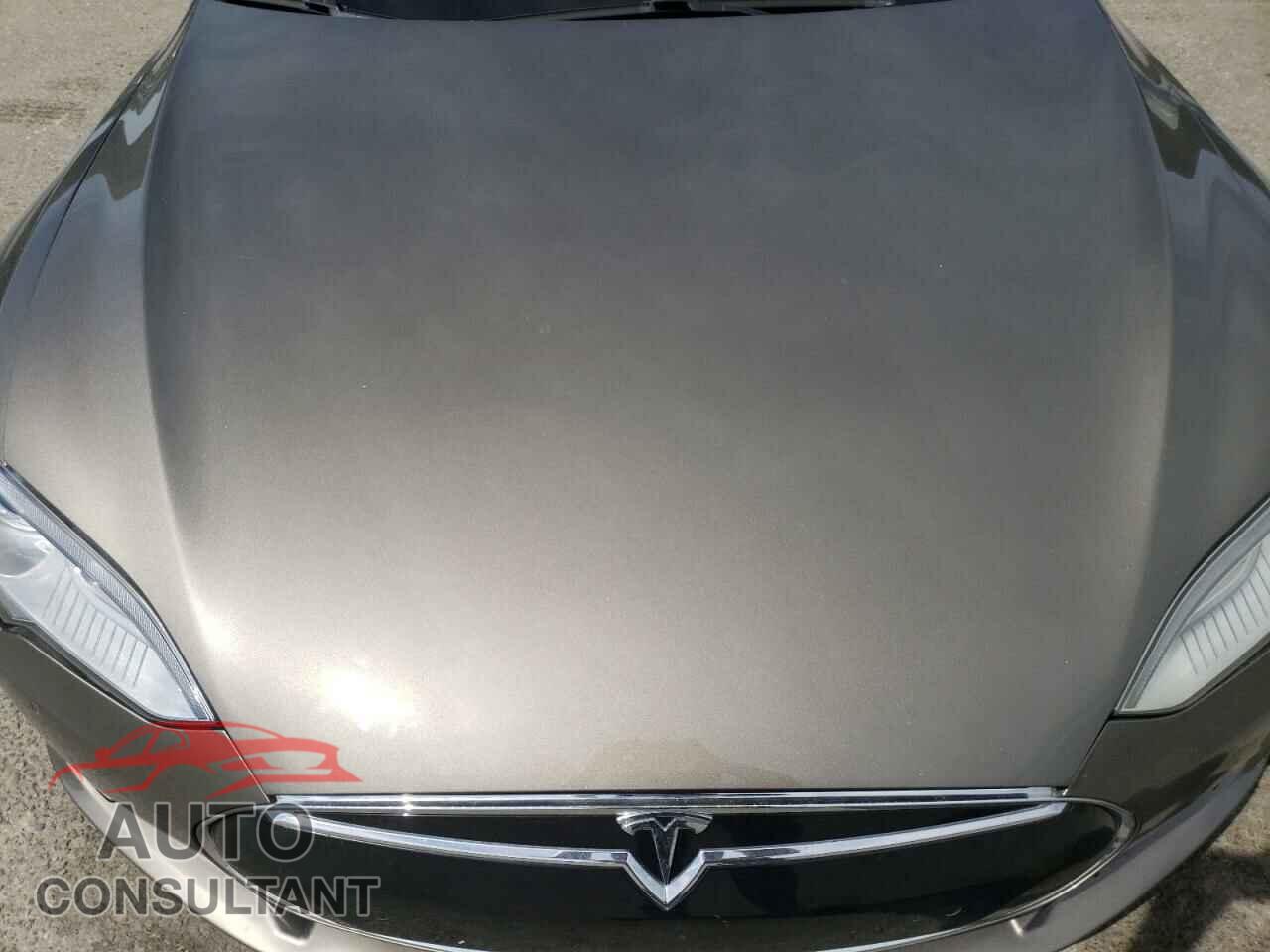 TESLA MODEL S 2016 - 5YJSA1E14GF131506