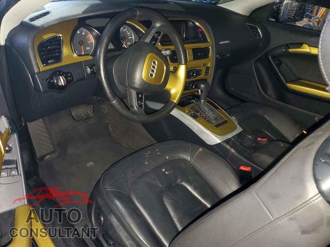 AUDI A5 2010 - WAUCFAFR1AA044427