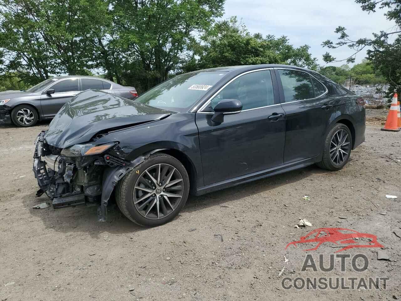 TOYOTA CAMRY 2022 - 4T1G11AK8NU055518