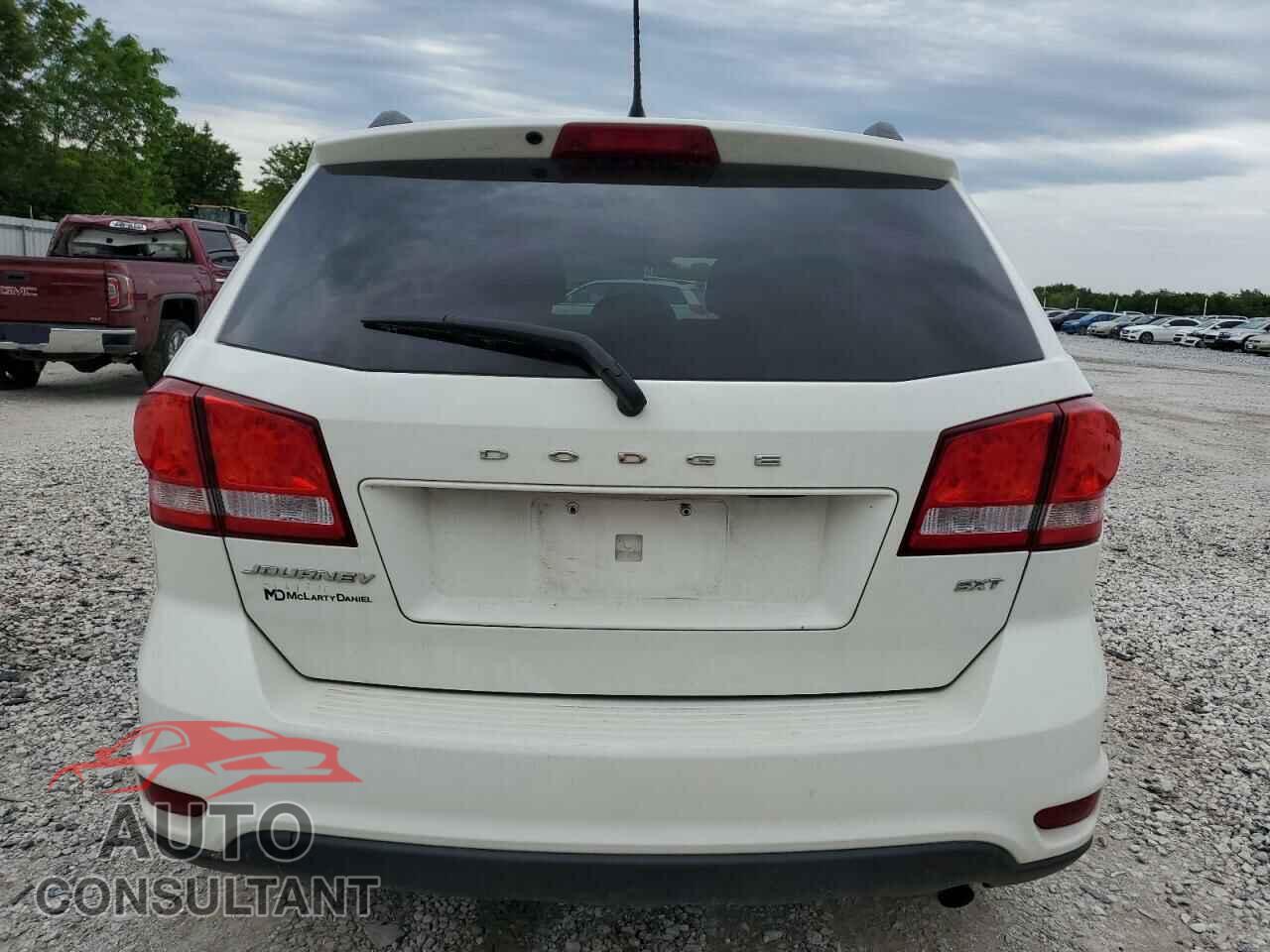 DODGE JOURNEY 2017 - 3C4PDCBB7HT619521