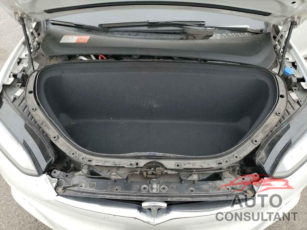 TESLA MODEL X 2016 - 5YJXCAE2XGF003344