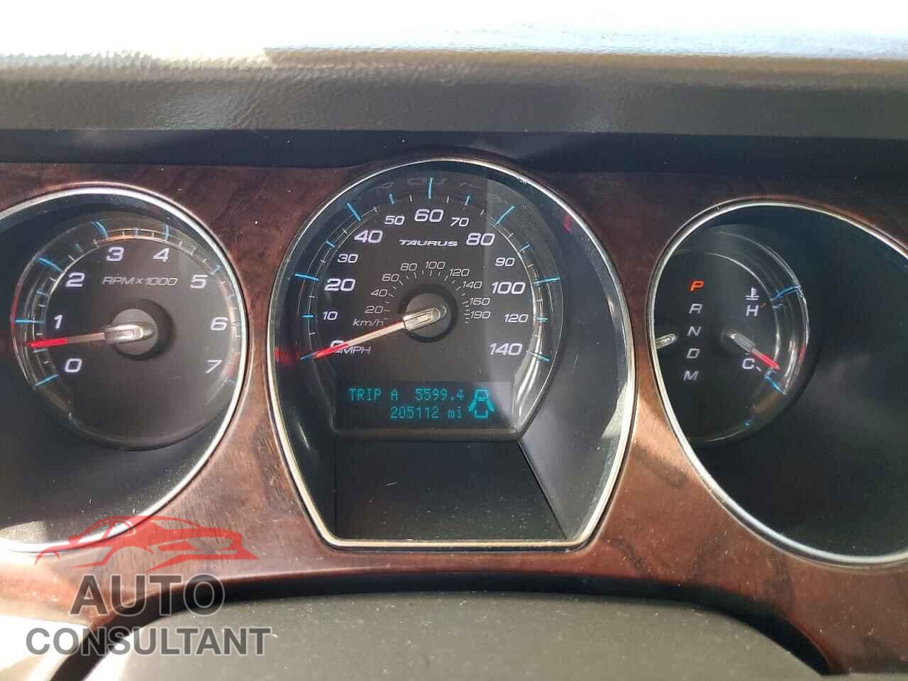 FORD TAURUS 2011 - 1FAHP2FW1BG118564
