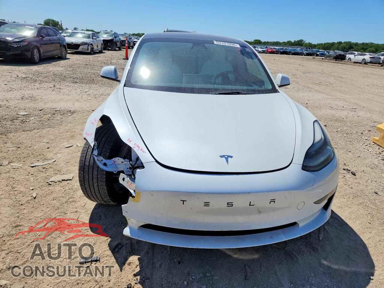 TESLA MODEL 3 2023 - 5YJ3E1EA3PF490077