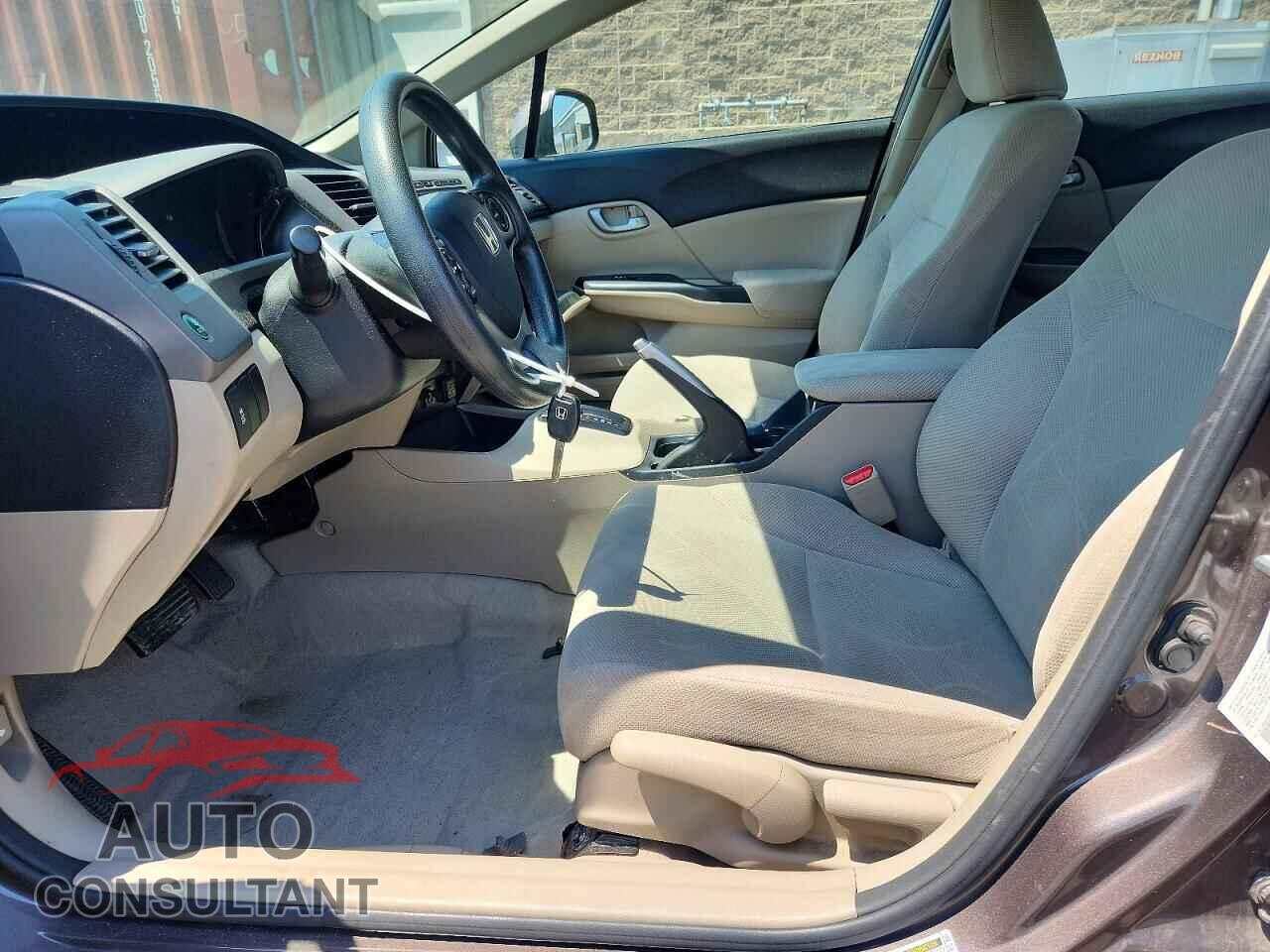 HONDA CIVIC 2012 - 2HGFB2F50CH542140