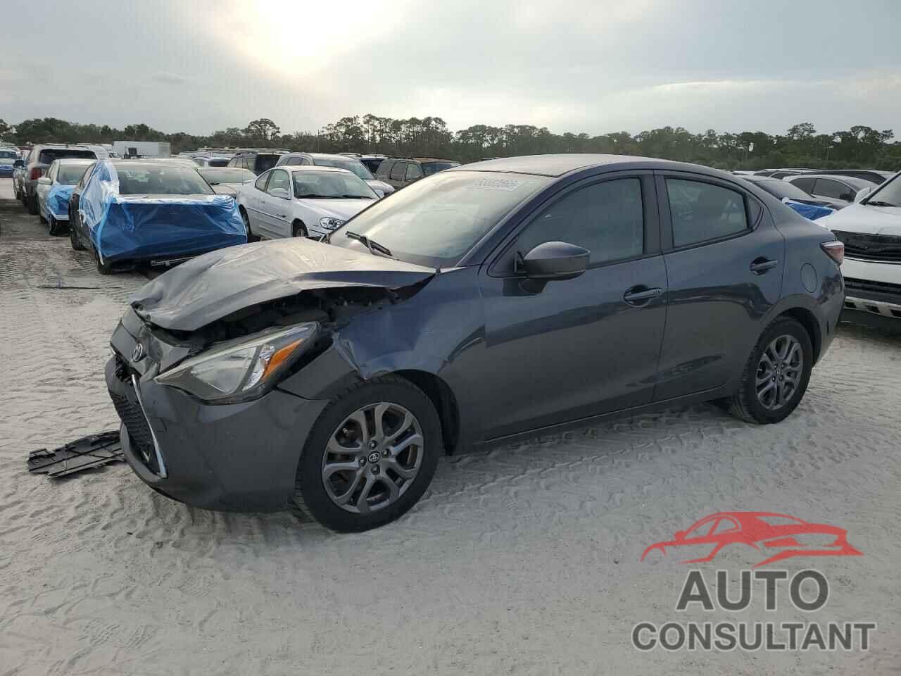 TOYOTA YARIS 2019 - 3MYDLBYV0KY500741