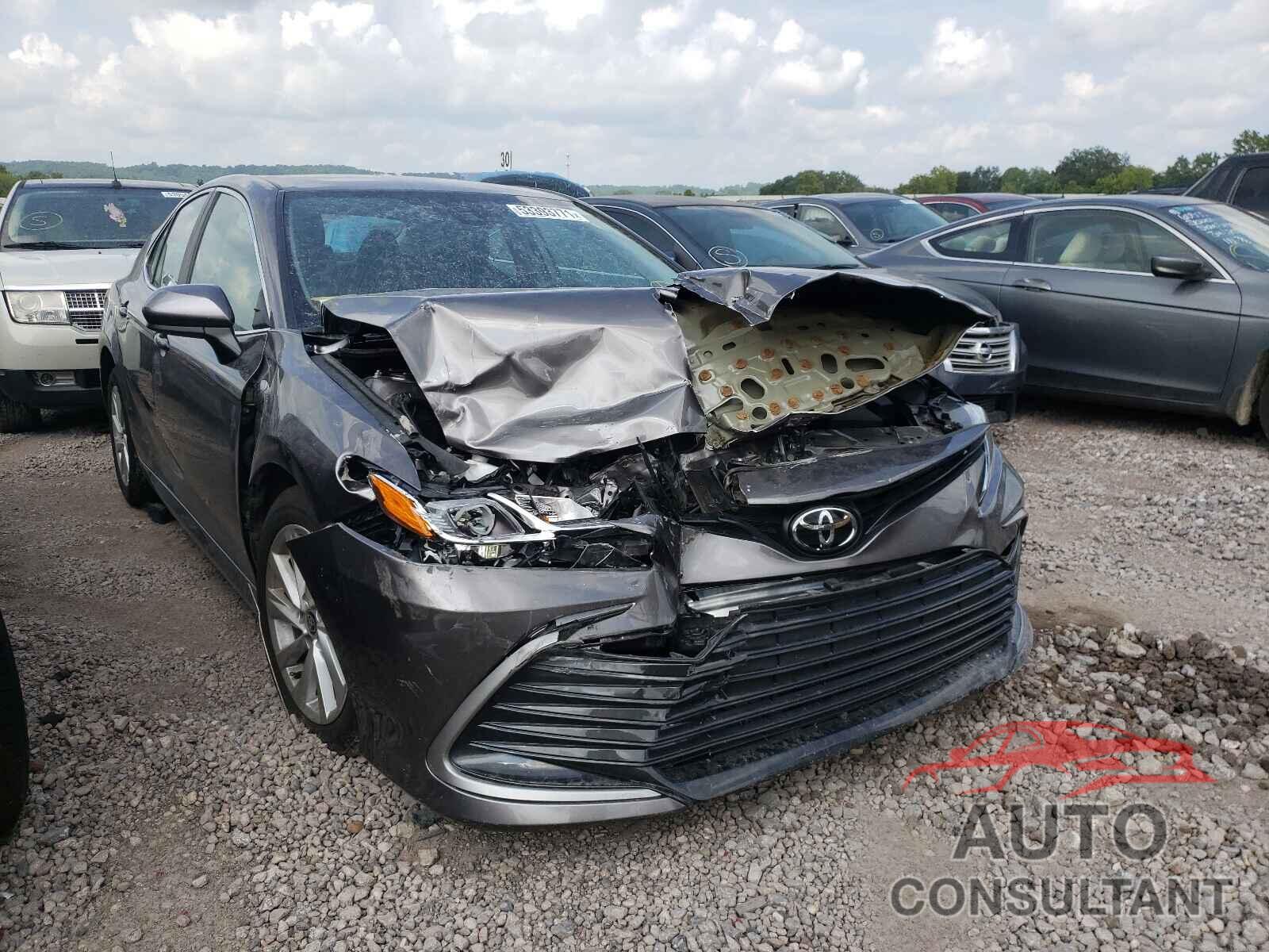 TOYOTA CAMRY 2021 - 4T1C11AK0MU536750