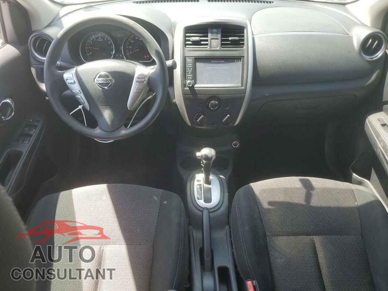 NISSAN VERSA 2019 - 3N1CN7AP1KL856418