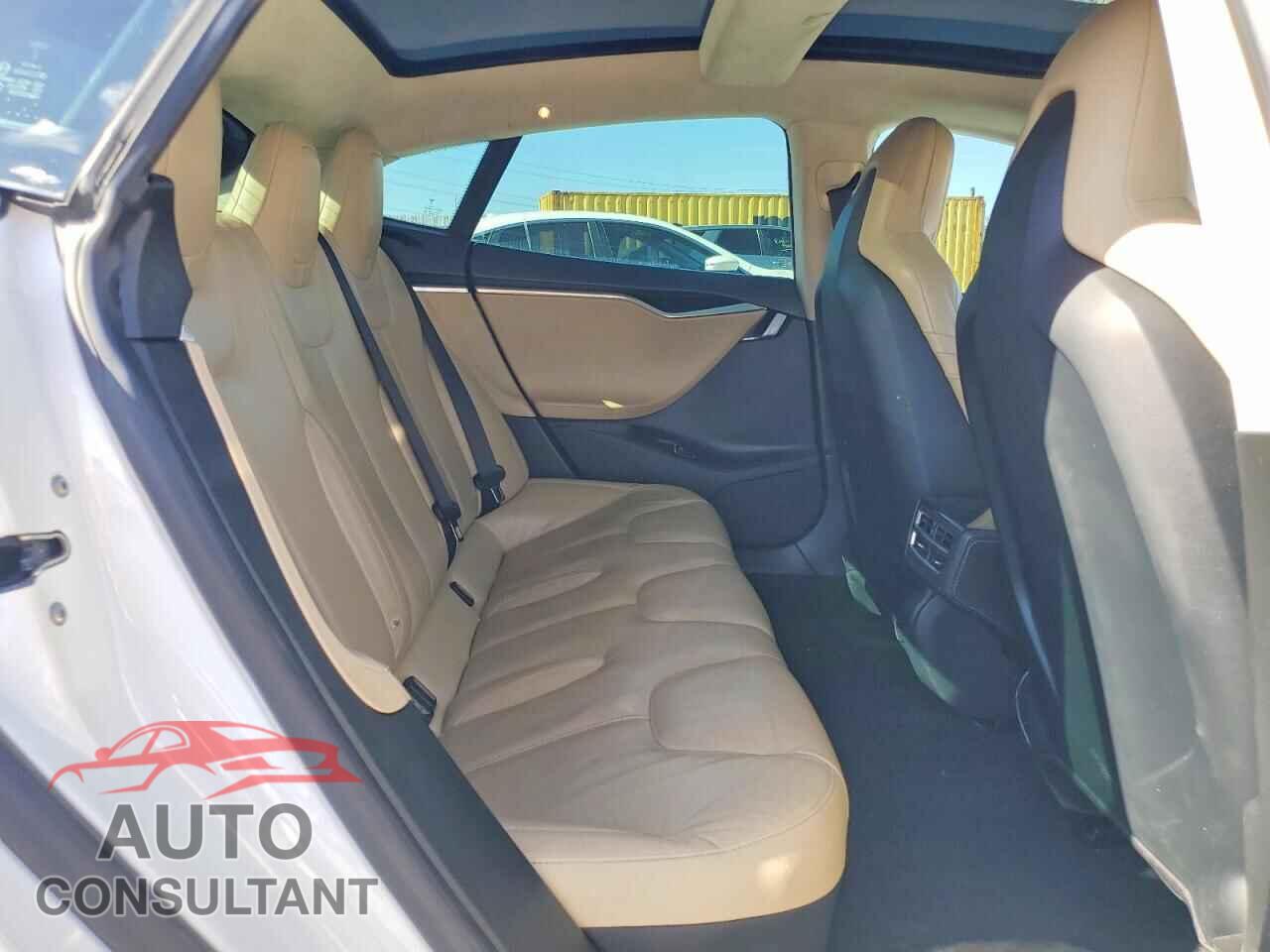 TESLA MODEL S 2016 - 5YJSA1E16GF140286