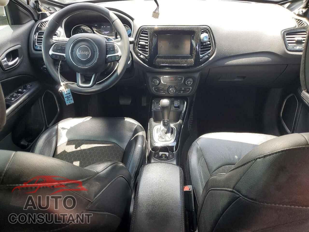 JEEP COMPASS 2021 - 3C4NJCBB4MT567811