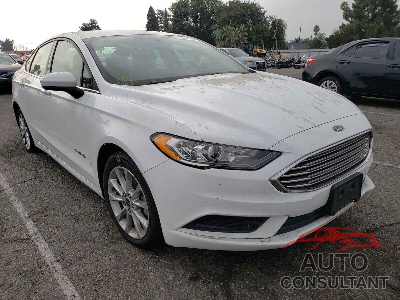 FORD FUSION 2017 - 3FA6P0LU7HR288105