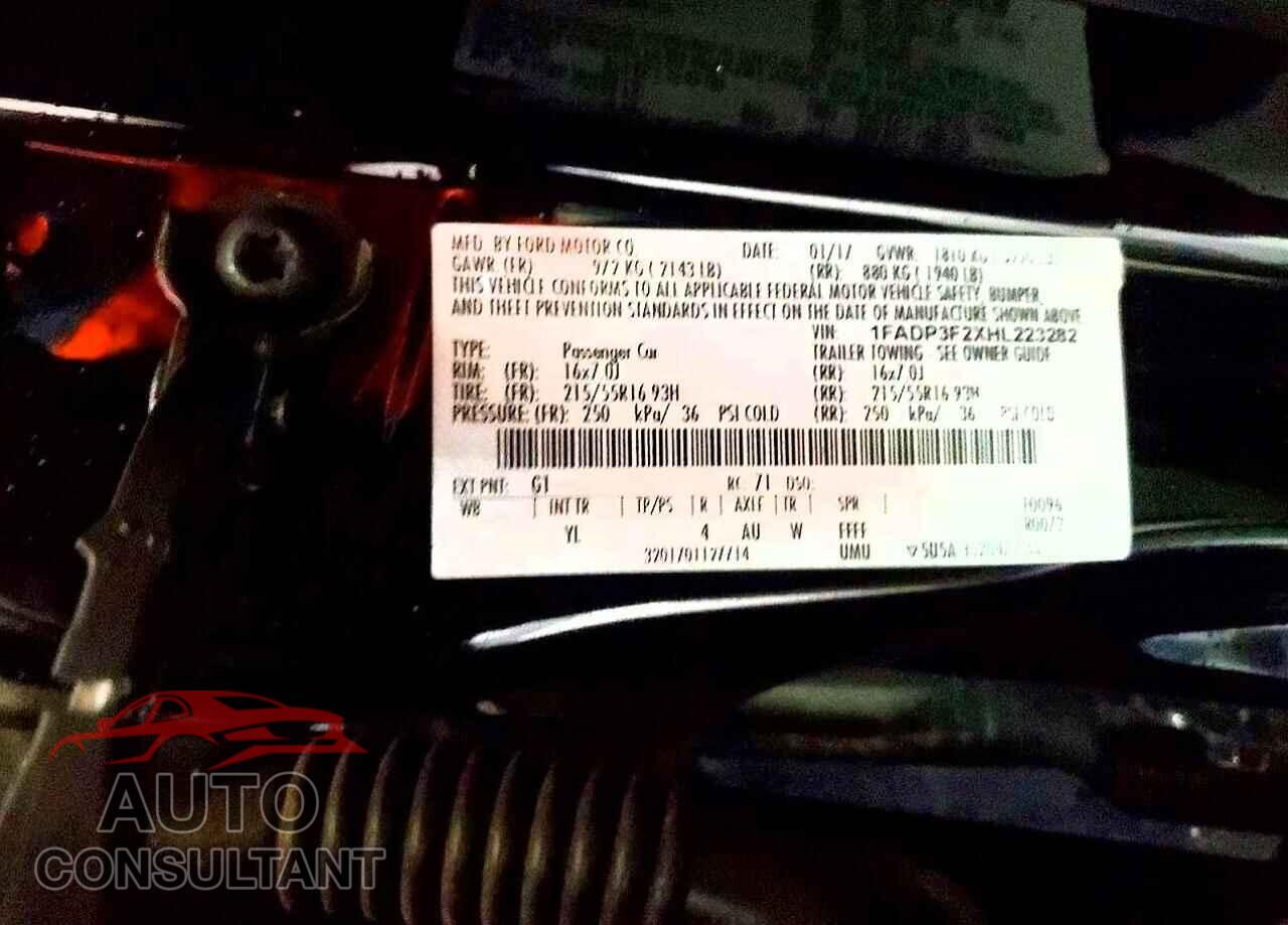 FORD FOCUS 2017 - 1FADP3F2XHL223282