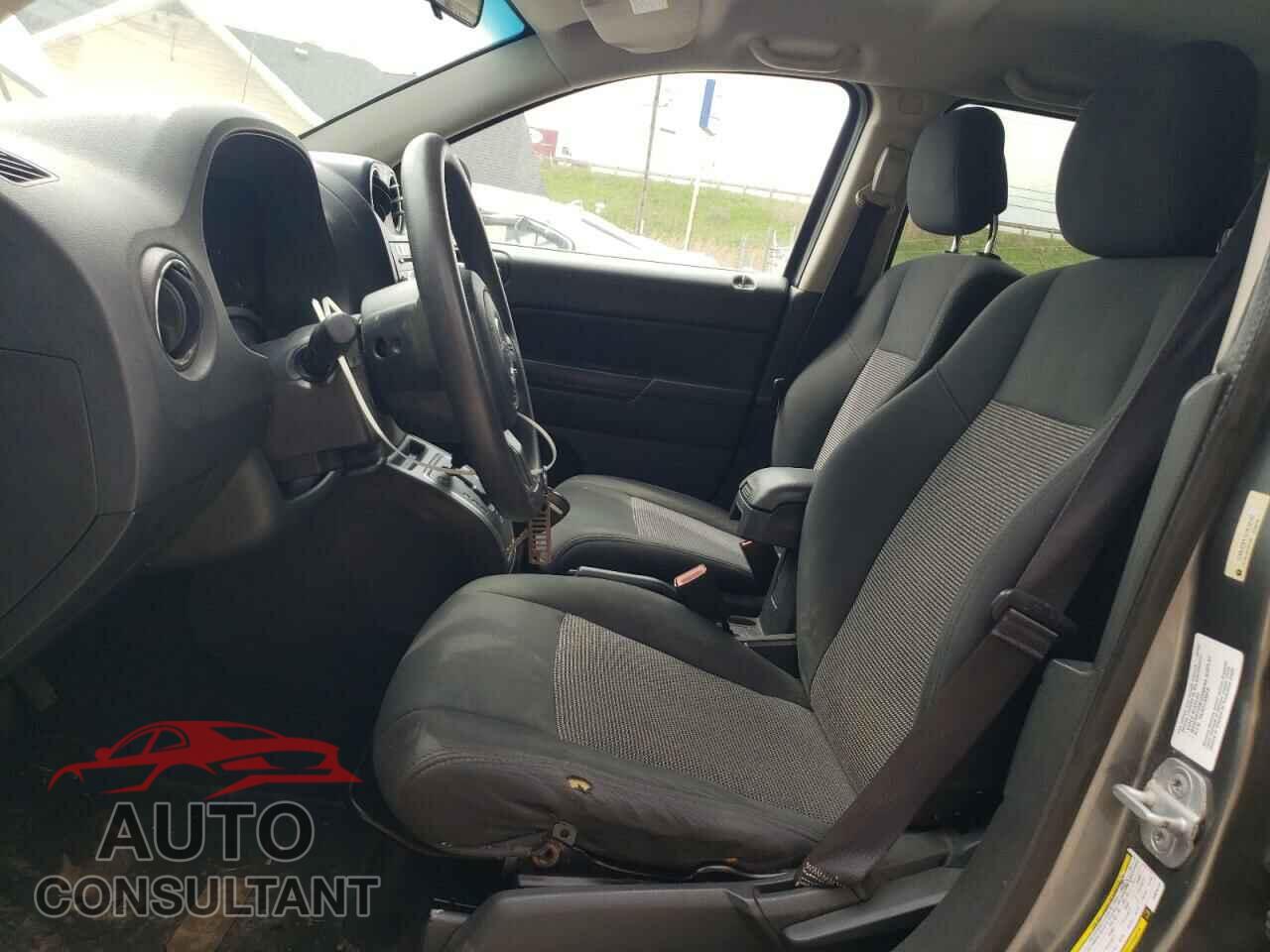 JEEP COMPASS 2012 - 1C4NJCBA7CD618147