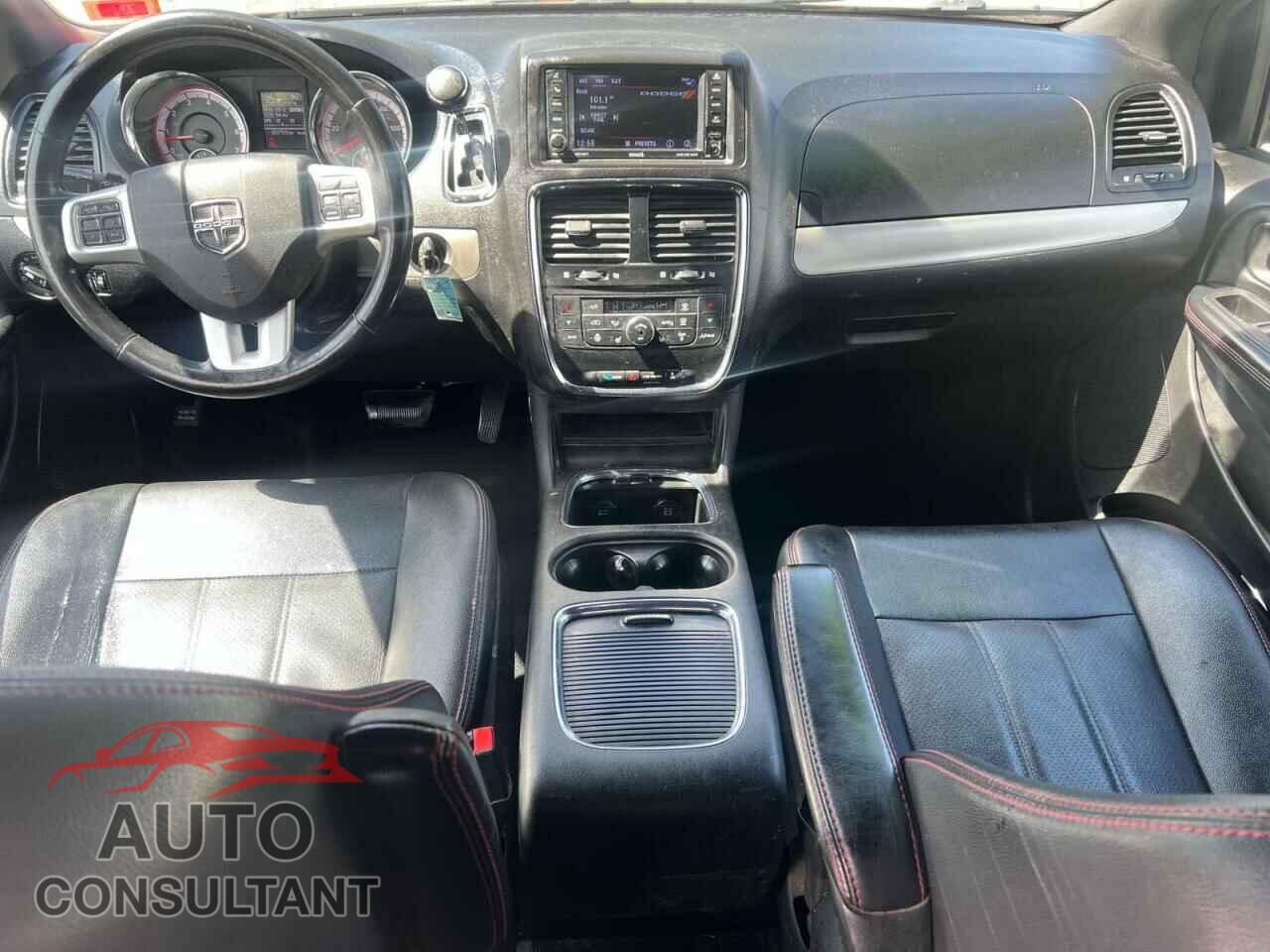 DODGE CARAVAN 2019 - 2C4RDGEG1KR670692