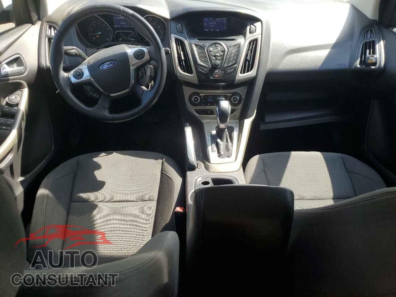 FORD FOCUS 2012 - 1FAHP3M22CL404633