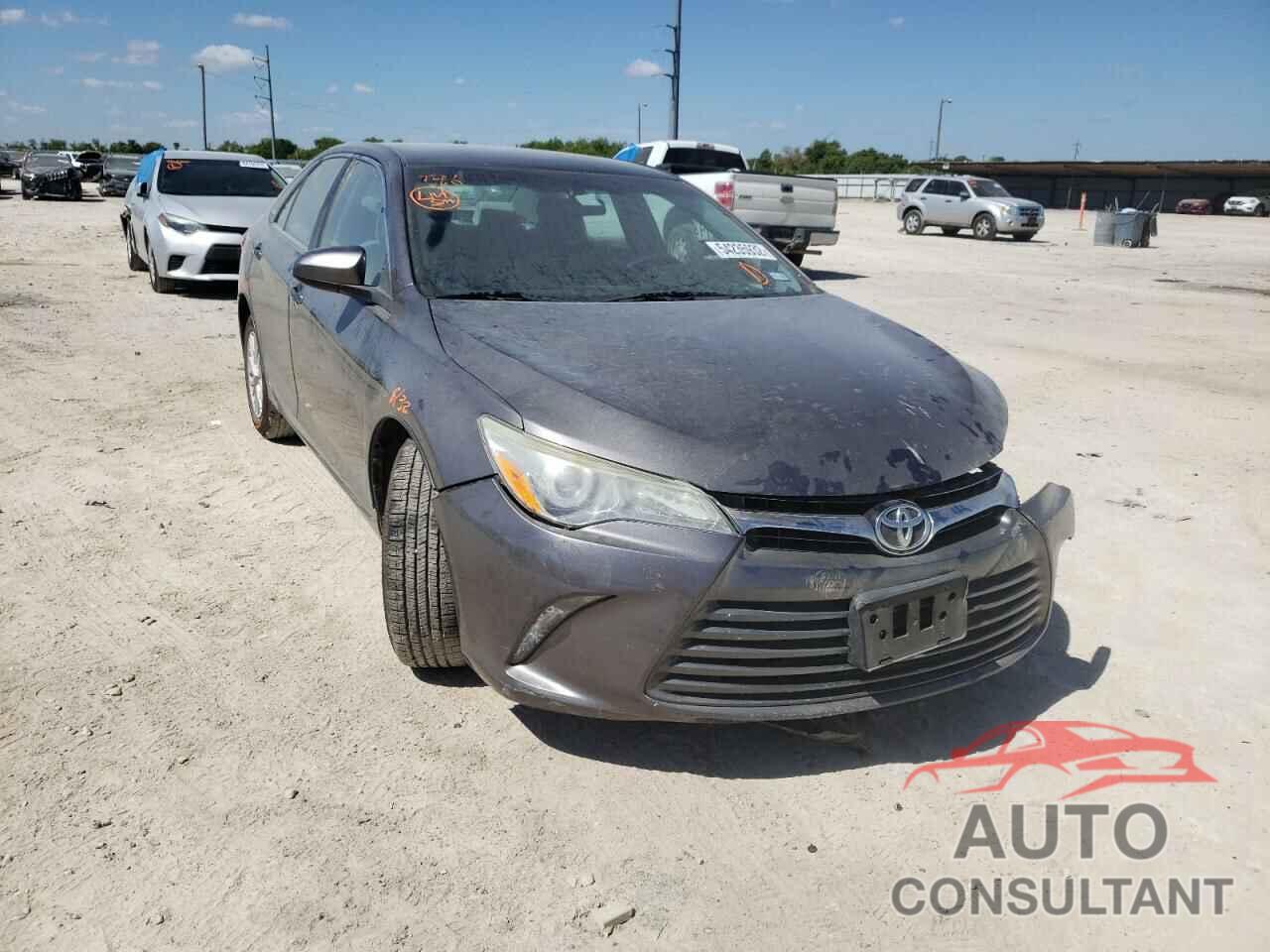 TOYOTA CAMRY 2016 - 4T4BF1FK2GR530450