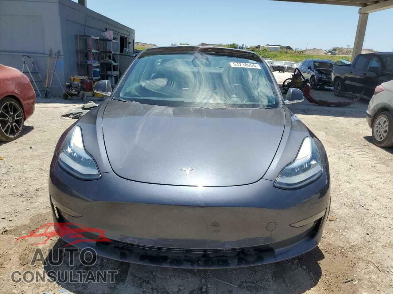 TESLA MODEL 3 2018 - 5YJ3E1EA9JF044636