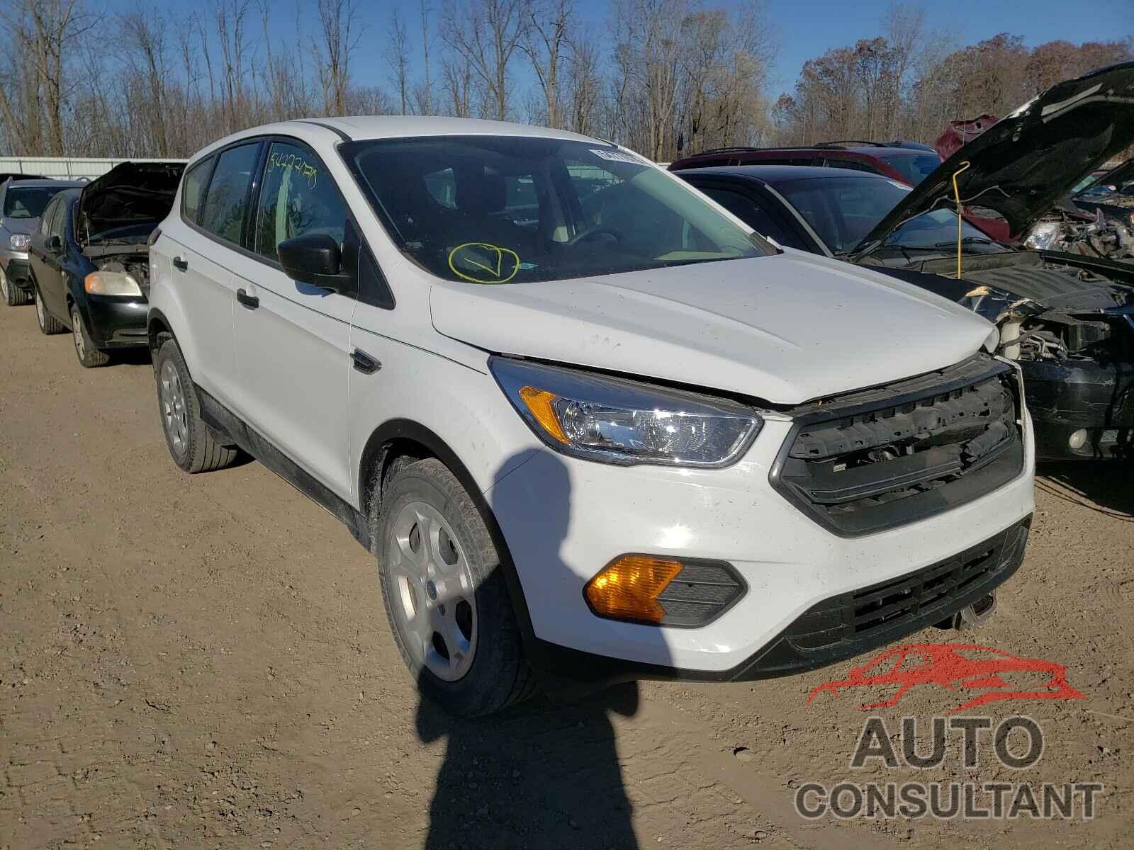 FORD ESCAPE 2017 - 1FMCU0F73HUB51792